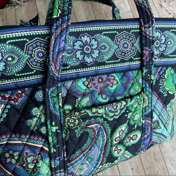 VERA BRADLEY GREEN BLUE SHOULDER BAG PAISLEY - Picture 3 of 10